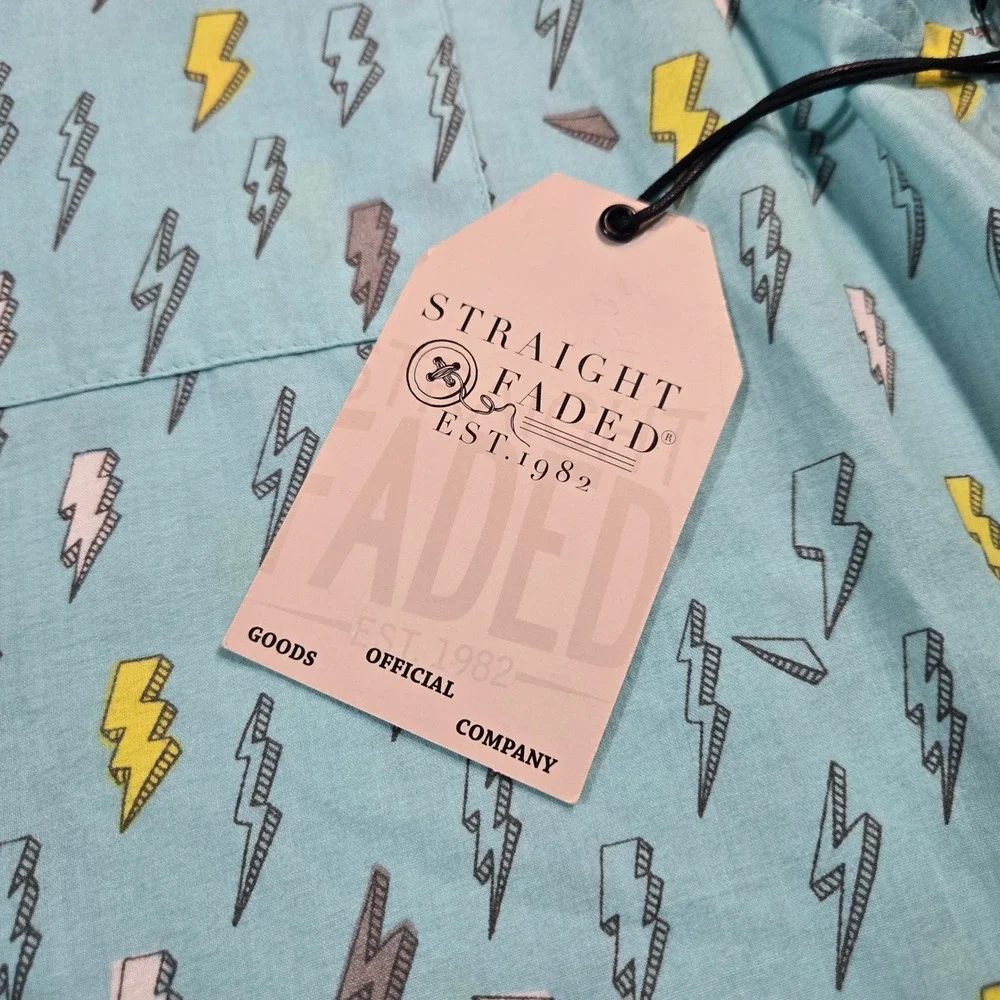 Straight Faded Lightning Bolt Print Button Down Shirt - Men's M - NWT‎